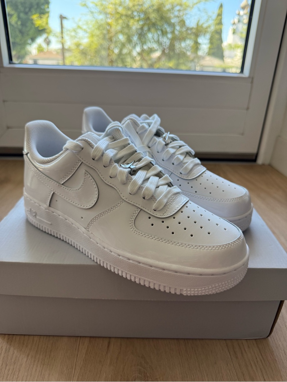 White Patent
10 W/8.5 M
$90
Brand New